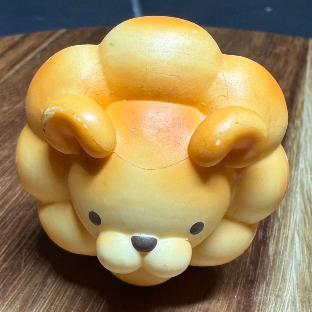 Dreams 2024 Smiski Bread Series Lion Vinyl Collectible Figure Brown Animal Decor